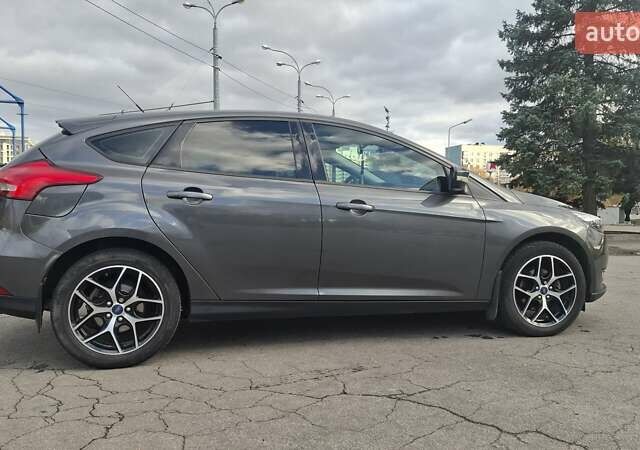 Форд Фокус 2016 в Харькове на Automoto.ua Серый Форд Фокус, объемом двигателя 2 л и пробегом 142 тыс. км за 11700 $, фото 4 на Automoto.ua