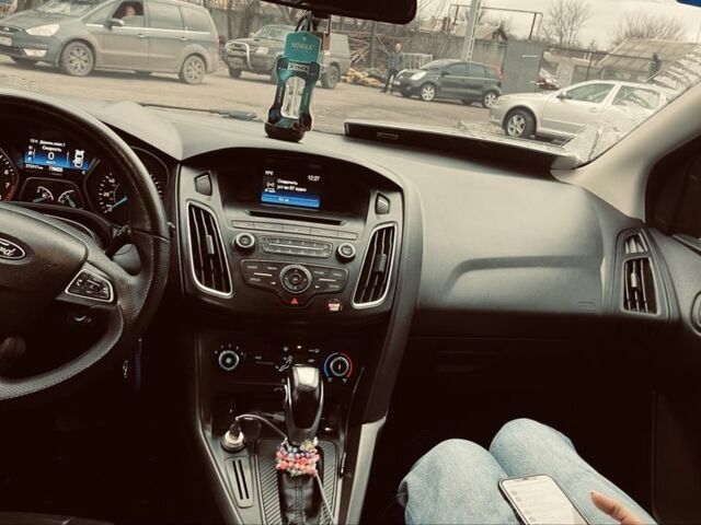 Серый Форд Фокус, объемом двигателя 2 л и пробегом 260 тыс. км за 7500 $, фото 10 на Automoto.ua