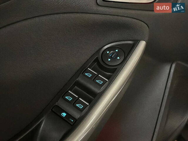 Серый Форд Фокус, объемом двигателя 2 л и пробегом 95 тыс. км за 10300 $, фото 11 на Automoto.ua