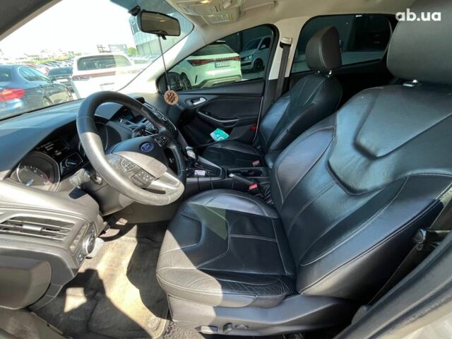 Серый Форд Фокус, объемом двигателя 2 л и пробегом 197 тыс. км за 8990 $, фото 15 на Automoto.ua