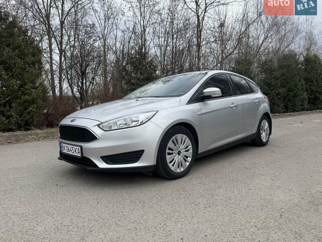 Сірий Форд Фокус, об'ємом двигуна 1.6 л та пробігом 98 тис. км за 8850 $, фото 1 на Automoto.ua