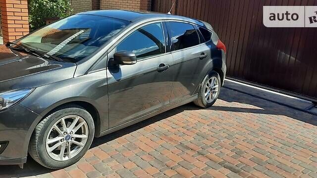Серый Форд Фокус, объемом двигателя 1.5 л и пробегом 90 тыс. км за 12500 $, фото 6 на Automoto.ua