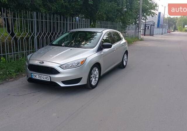 Сірий Форд Фокус, об'ємом двигуна 2 л та пробігом 200 тис. км за 7800 $, фото 3 на Automoto.ua