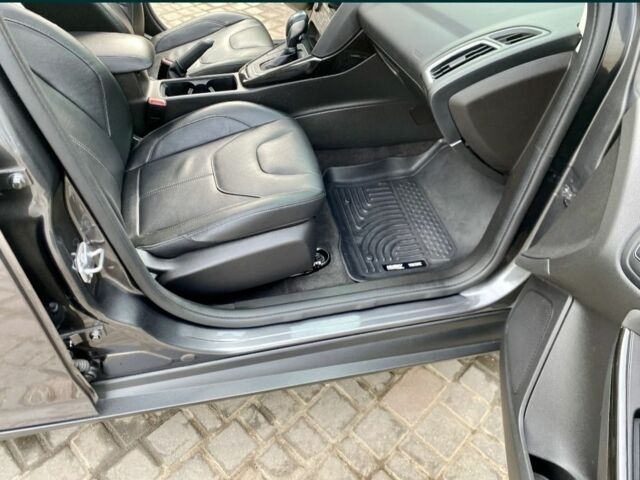 Сірий Форд Фокус, об'ємом двигуна 2 л та пробігом 63 тис. км за 11500 $, фото 6 на Automoto.ua