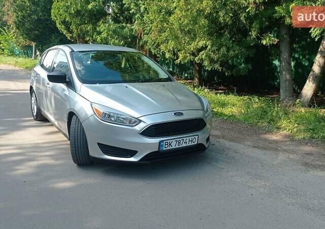 Сірий Форд Фокус, об'ємом двигуна 2 л та пробігом 200 тис. км за 7800 $, фото 5 на Automoto.ua