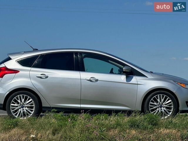 Сірий Форд Фокус, об'ємом двигуна 2 л та пробігом 108 тис. км за 11000 $, фото 1 на Automoto.ua