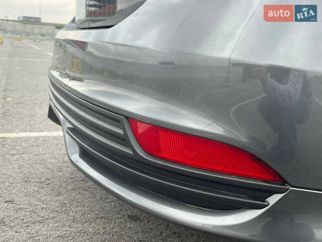 Серый Форд Фокус, объемом двигателя 2 л и пробегом 257 тыс. км за 12800 $, фото 30 на Automoto.ua