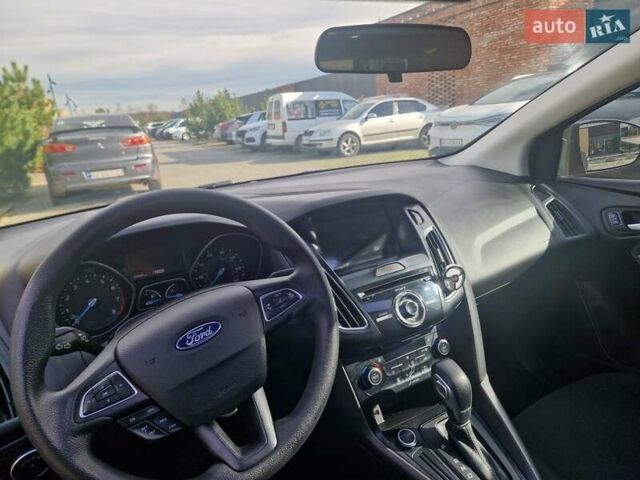 Серый Форд Фокус, объемом двигателя 2 л и пробегом 94 тыс. км за 10500 $, фото 4 на Automoto.ua