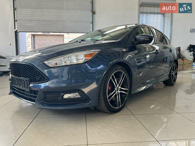 Серый Форд Фокус, объемом двигателя 2 л и пробегом 85 тыс. км за 10400 $, фото 2 на Automoto.ua