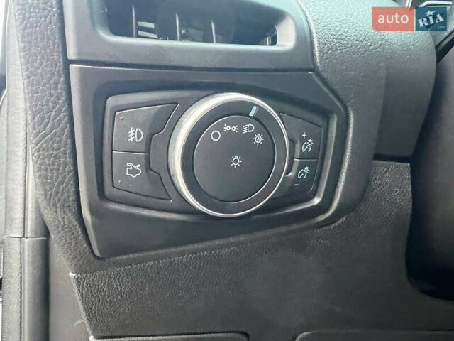 Серый Форд Фокус, объемом двигателя 2 л и пробегом 257 тыс. км за 12800 $, фото 42 на Automoto.ua