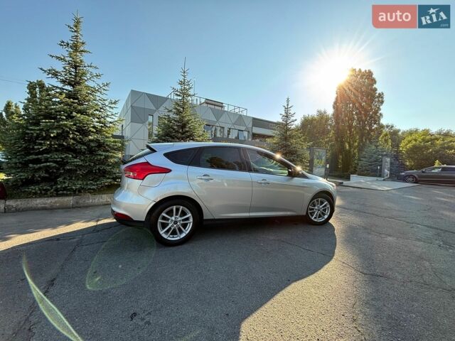 Сірий Форд Фокус, об'ємом двигуна 2 л та пробігом 202 тис. км за 8900 $, фото 7 на Automoto.ua