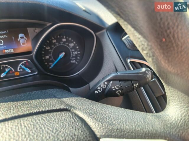Сірий Форд Фокус, об'ємом двигуна 2 л та пробігом 120 тис. км за 8900 $, фото 13 на Automoto.ua