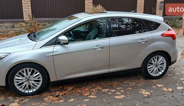 Серый Форд Фокус, объемом двигателя 2 л и пробегом 70 тыс. км за 10900 $, фото 3 на Automoto.ua