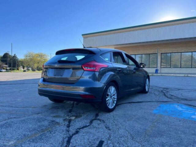 Серый Форд Фокус, объемом двигателя 2 л и пробегом 58 тыс. км за 900 $, фото 3 на Automoto.ua