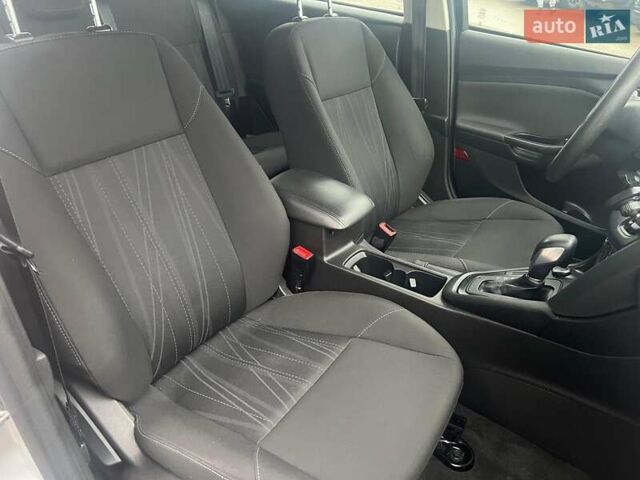 Серый Форд Фокус, объемом двигателя 2 л и пробегом 176 тыс. км за 8990 $, фото 34 на Automoto.ua