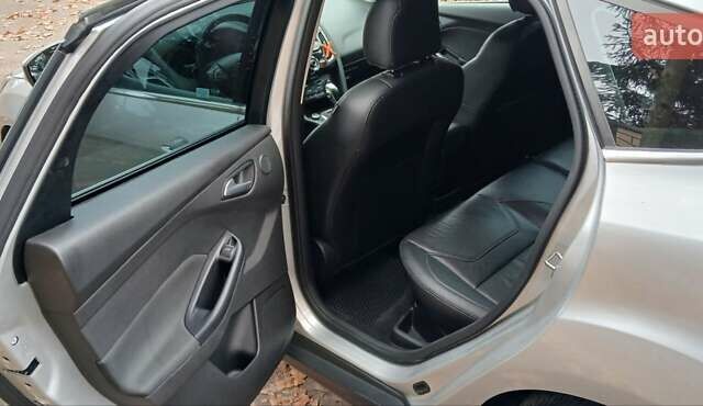 Серый Форд Фокус, объемом двигателя 2 л и пробегом 70 тыс. км за 10900 $, фото 1 на Automoto.ua