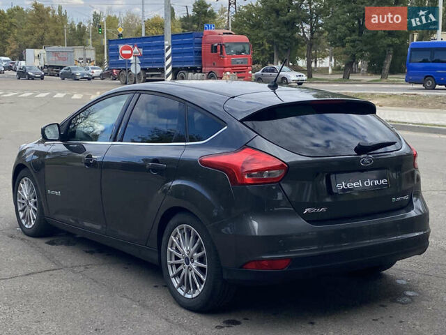 Серый Форд Фокус, объемом двигателя 0 л и пробегом 85 тыс. км за 8899 $, фото 10 на Automoto.ua
