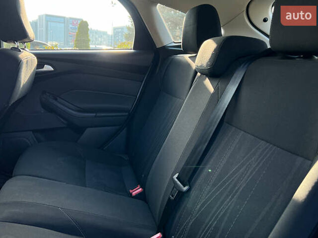 Серый Форд Фокус, объемом двигателя 2 л и пробегом 175 тыс. км за 8900 $, фото 22 на Automoto.ua