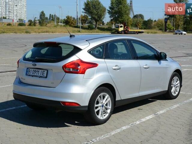 Сірий Форд Фокус, об'ємом двигуна 2 л та пробігом 118 тис. км за 7850 $, фото 5 на Automoto.ua