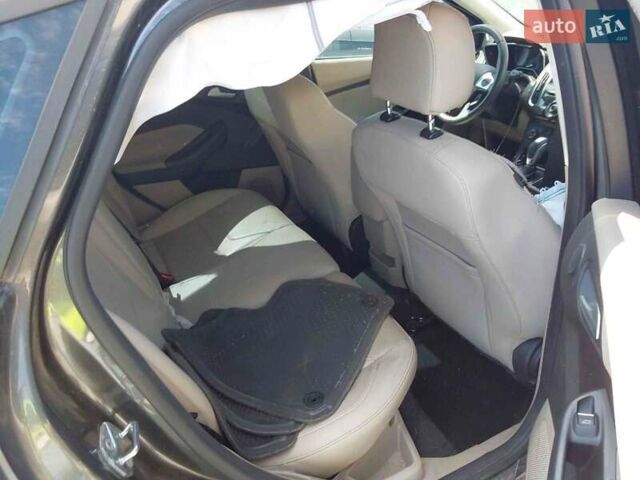 Серый Форд Фокус, объемом двигателя 0 л и пробегом 139 тыс. км за 6800 $, фото 7 на Automoto.ua