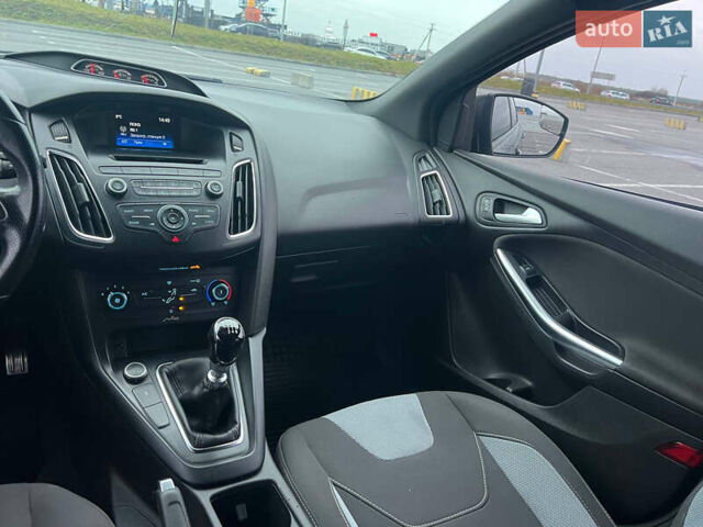 Серый Форд Фокус, объемом двигателя 2 л и пробегом 257 тыс. км за 12800 $, фото 18 на Automoto.ua