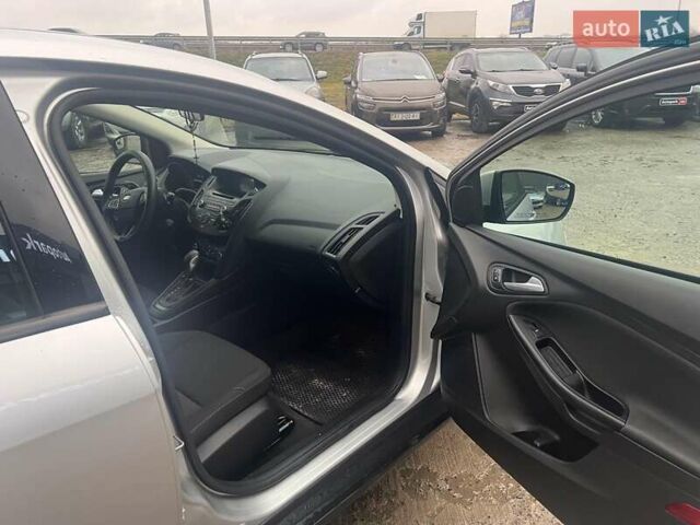 Серый Форд Фокус, объемом двигателя 2 л и пробегом 176 тыс. км за 8990 $, фото 31 на Automoto.ua