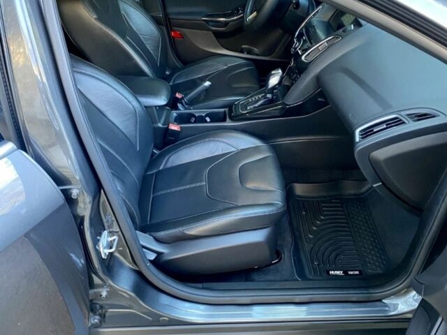 Сірий Форд Фокус, об'ємом двигуна 2 л та пробігом 63 тис. км за 11500 $, фото 3 на Automoto.ua