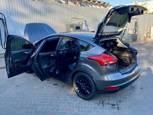 Серый Форд Фокус, объемом двигателя 2 л и пробегом 63 тыс. км за 12200 $, фото 8 на Automoto.ua