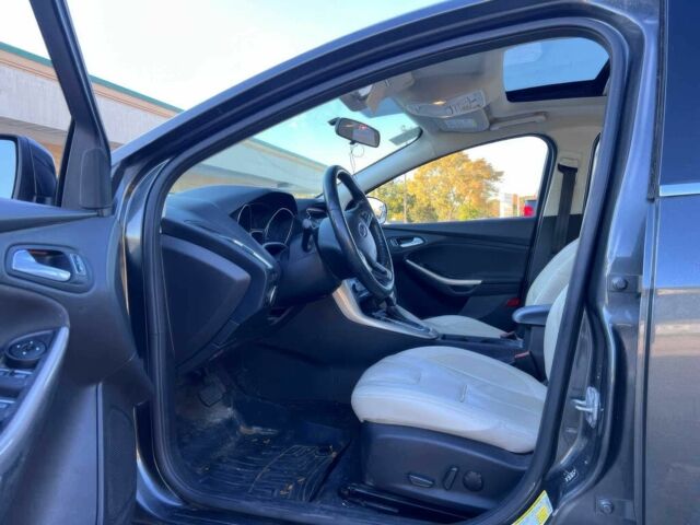 Серый Форд Фокус, объемом двигателя 2 л и пробегом 58 тыс. км за 900 $, фото 4 на Automoto.ua