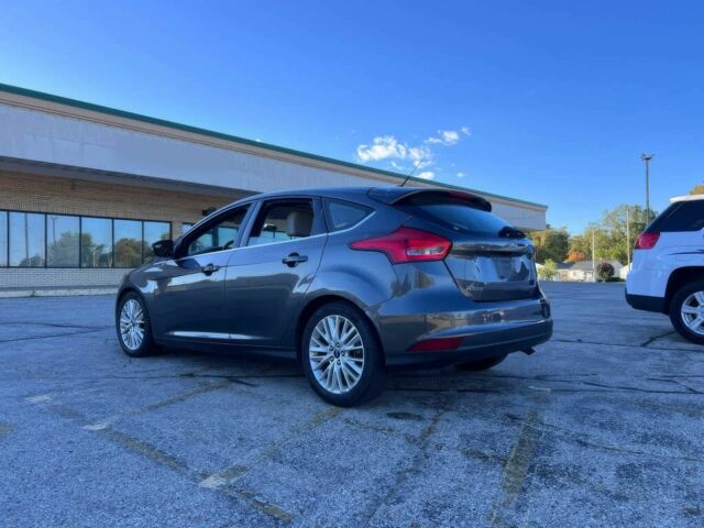 Серый Форд Фокус, объемом двигателя 2 л и пробегом 58 тыс. км за 900 $, фото 1 на Automoto.ua