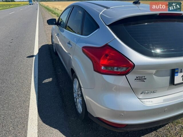 Сірий Форд Фокус, об'ємом двигуна 2 л та пробігом 108 тис. км за 11000 $, фото 5 на Automoto.ua