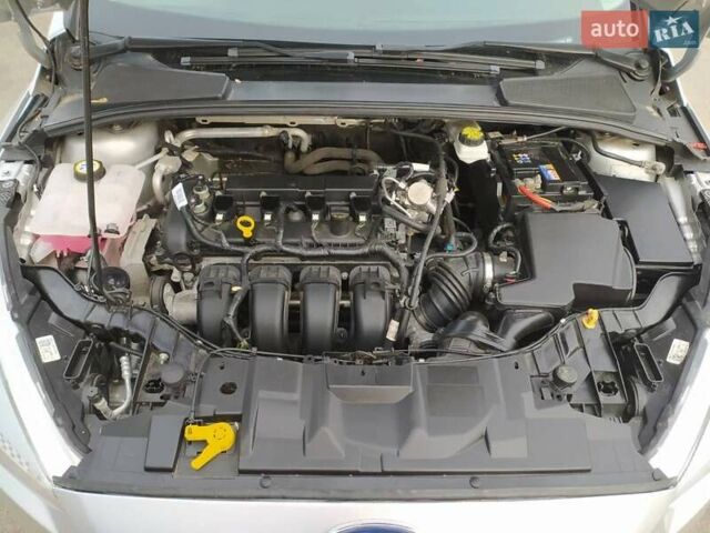 Сірий Форд Фокус, об'ємом двигуна 2 л та пробігом 206 тис. км за 7600 $, фото 8 на Automoto.ua