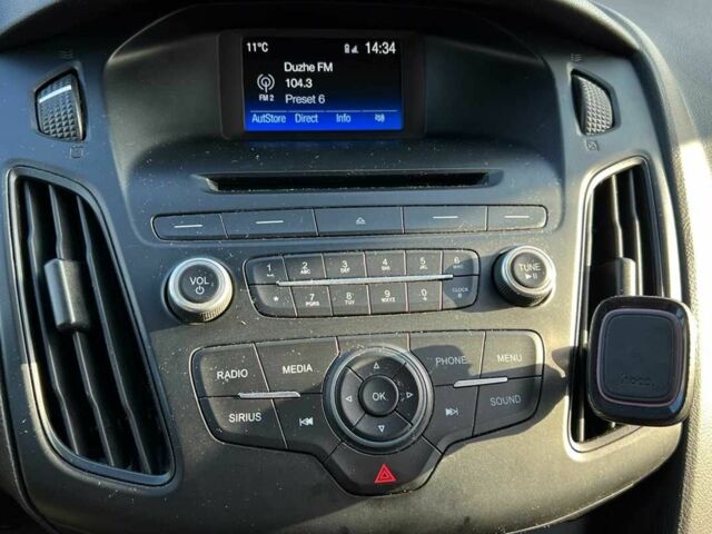 Сірий Форд Фокус, об'ємом двигуна 2 л та пробігом 175 тис. км за 8900 $, фото 15 на Automoto.ua