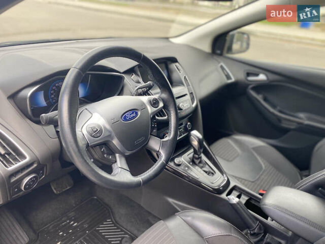 Серый Форд Фокус, объемом двигателя 0 л и пробегом 85 тыс. км за 8899 $, фото 11 на Automoto.ua