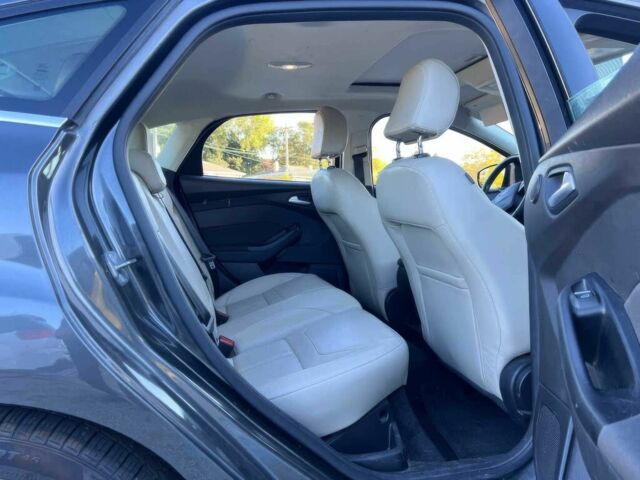 Серый Форд Фокус, объемом двигателя 2 л и пробегом 58 тыс. км за 900 $, фото 8 на Automoto.ua