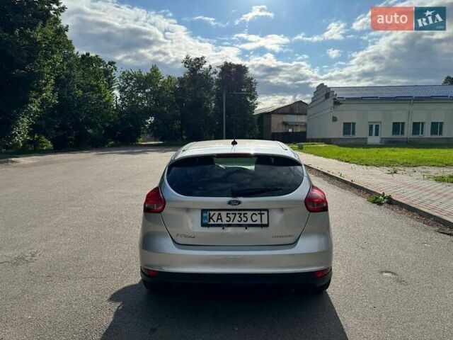 Серый Форд Фокус, объемом двигателя 2 л и пробегом 149 тыс. км за 9700 $, фото 4 на Automoto.ua