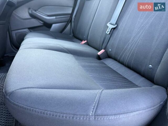 Серый Форд Фокус, объемом двигателя 2 л и пробегом 188 тыс. км за 7400 $, фото 41 на Automoto.ua