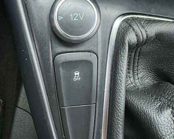 Серый Форд Фокус, объемом двигателя 2 л и пробегом 257 тыс. км за 12800 $, фото 50 на Automoto.ua