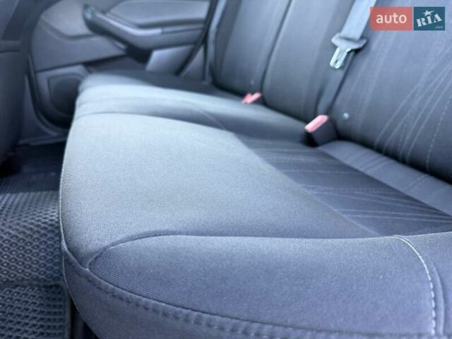 Серый Форд Фокус, объемом двигателя 2 л и пробегом 188 тыс. км за 7400 $, фото 42 на Automoto.ua