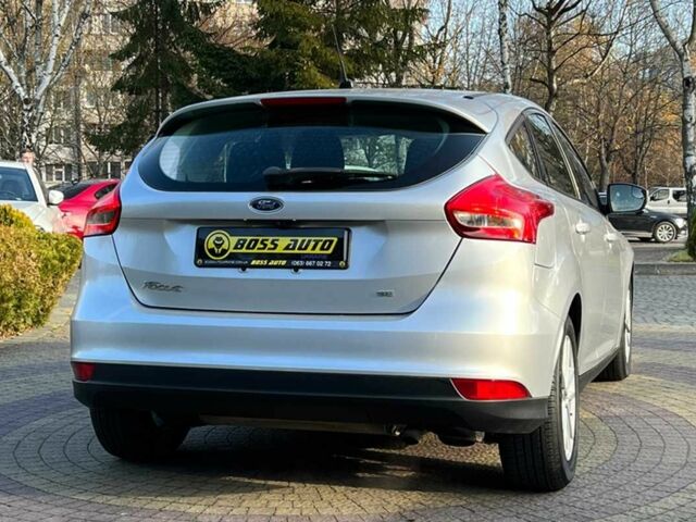 Сірий Форд Фокус, об'ємом двигуна 2 л та пробігом 175 тис. км за 8900 $, фото 6 на Automoto.ua