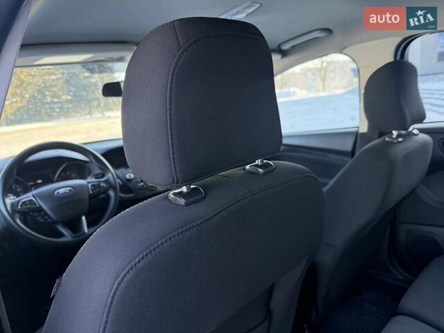 Серый Форд Фокус, объемом двигателя 2 л и пробегом 188 тыс. км за 7400 $, фото 45 на Automoto.ua