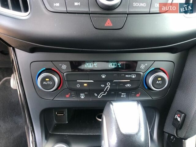 Сірий Форд Фокус, об'ємом двигуна 0 л та пробігом 97 тис. км за 9600 $, фото 11 на Automoto.ua