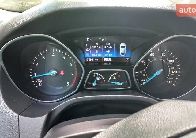 Сірий Форд Фокус, об'ємом двигуна 2 л та пробігом 175 тис. км за 8600 $, фото 1 на Automoto.ua