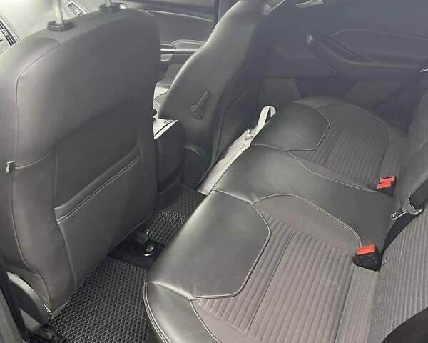 Серый Форд Фокус, объемом двигателя 0 л и пробегом 77 тыс. км за 10200 $, фото 4 на Automoto.ua