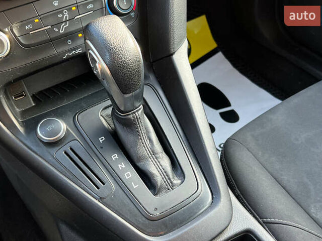 Серый Форд Фокус, объемом двигателя 2 л и пробегом 175 тыс. км за 8900 $, фото 17 на Automoto.ua