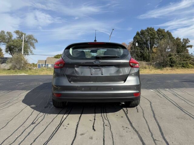 Серый Форд Фокус, объемом двигателя 2 л и пробегом 62 тыс. км за 7500 $, фото 5 на Automoto.ua