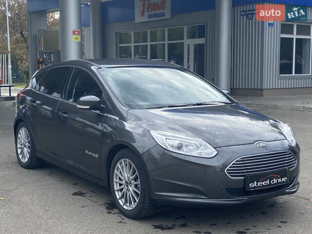 Серый Форд Фокус, объемом двигателя 0 л и пробегом 85 тыс. км за 8899 $, фото 5 на Automoto.ua