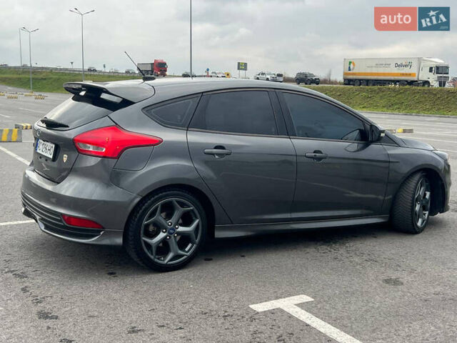 Серый Форд Фокус, объемом двигателя 2 л и пробегом 257 тыс. км за 12800 $, фото 59 на Automoto.ua