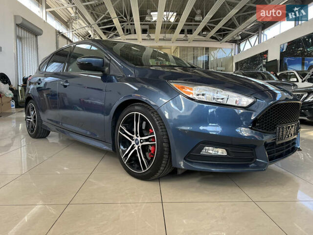 Серый Форд Фокус, объемом двигателя 2 л и пробегом 85 тыс. км за 10400 $, фото 3 на Automoto.ua