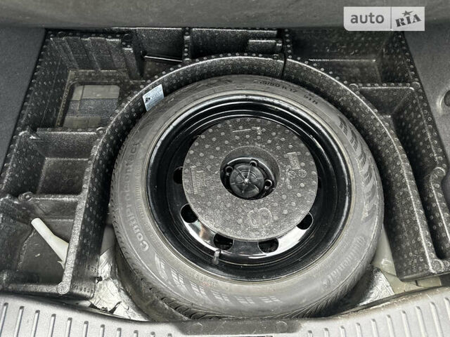 Серый Форд Фокус, объемом двигателя 2 л и пробегом 123 тыс. км за 10499 $, фото 75 на Automoto.ua